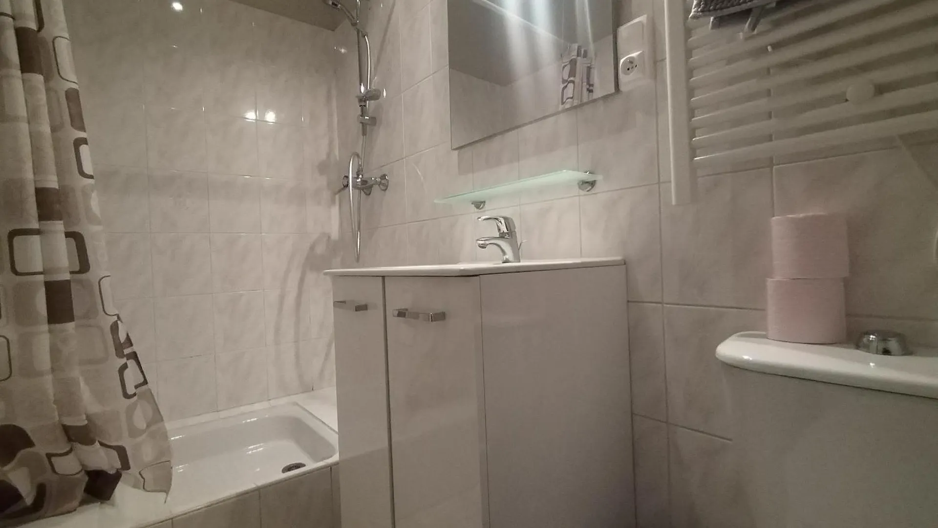 Latre Freres Location Apartment Lourdes 0*,  France
