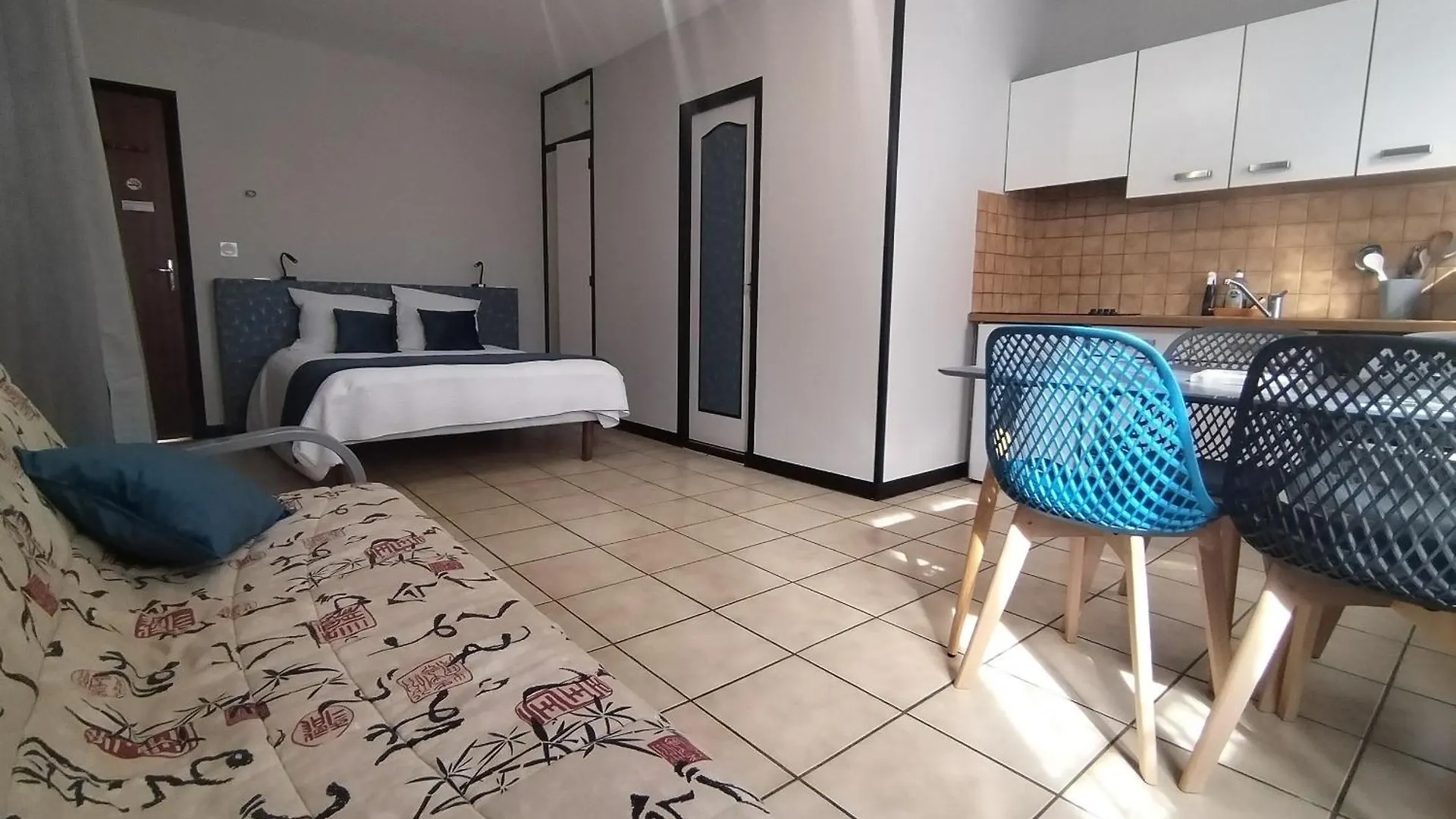 Latre Freres Location Apartment Lourdes France